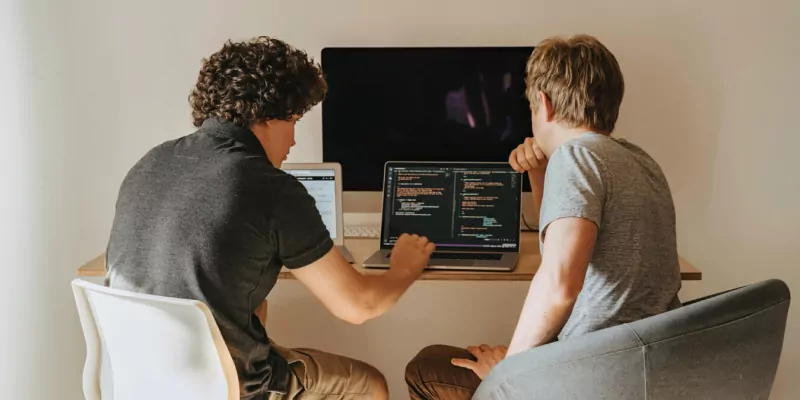 How Enterprise Information Archiving Boosts Compliance and Data Security
